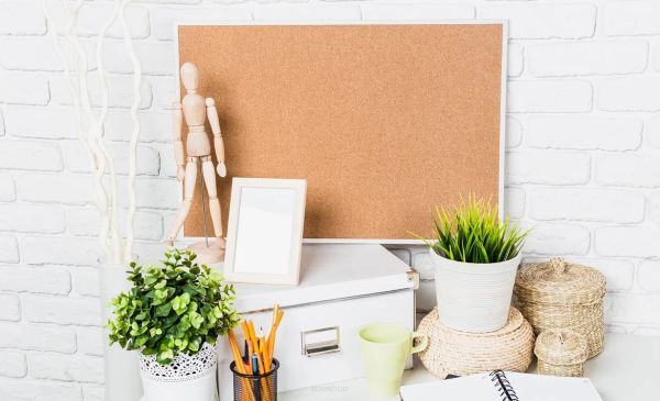 Tableaux en liège pour le bureau et au-delà