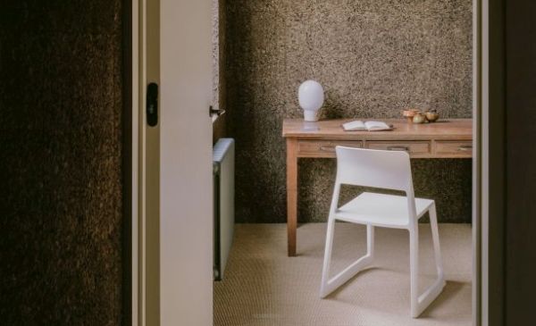 Un mur en liège original et impressionnant